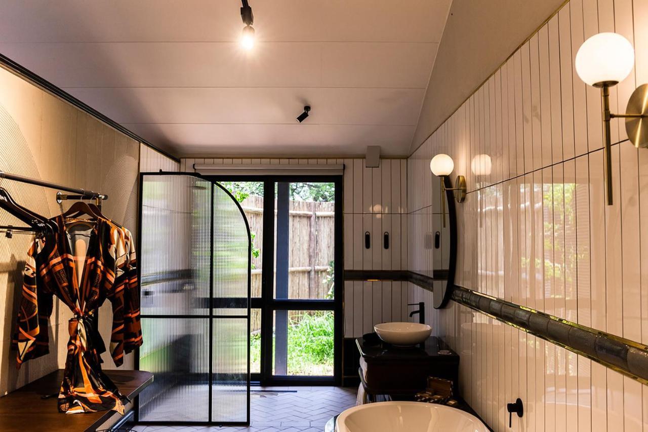 Lodge Kruger Shalati - Train On The Bridge & Garden