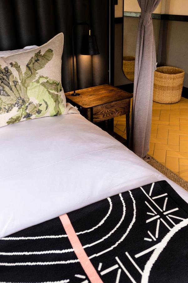 Kruger Shalati - Train On The Bridge & Garden Lodge *